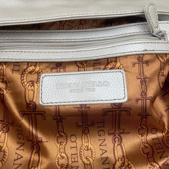 Tignanello Pebbled Metallic Silver Leather Crossbody Shoulder Bag Purse Pockets - Picture 7 of 16